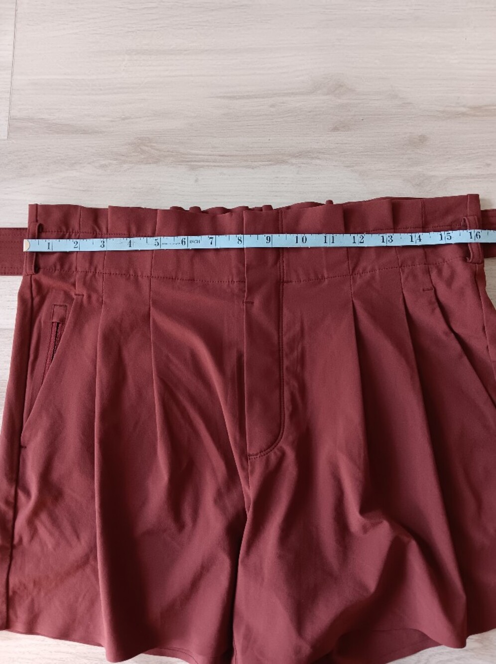 Athleta Skyline Short II Ruffled Belted Relaxed Fit 12" Rise Size 10 Rust Brown - Picture 11 of 15